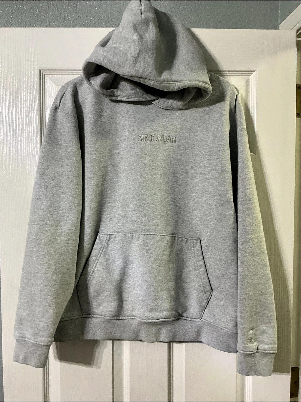 Jordan Air Jordan Embroidered Gray Hoodie Size Large